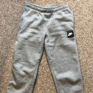 Nike joggers sweatpants